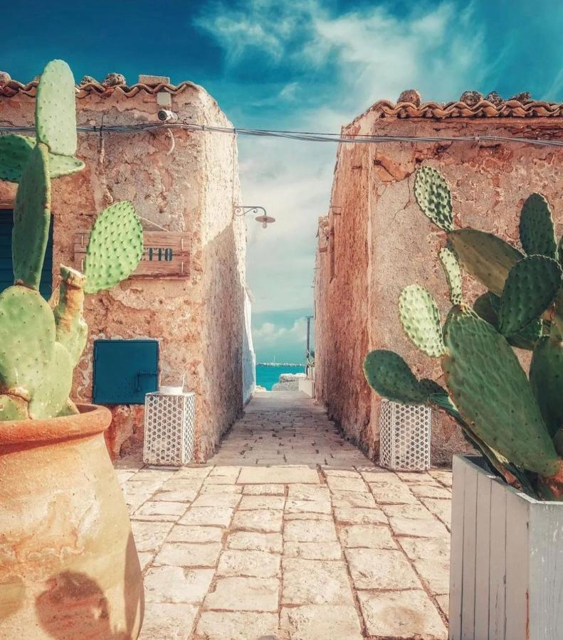 Tannur Del Carmine Villa Noto Exterior photo